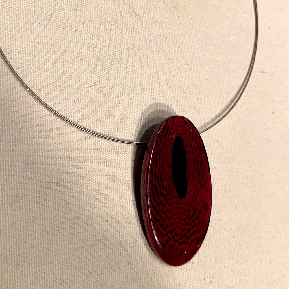 PENDANT BOUTIQUE NECKLACE - Picture 3 of 5